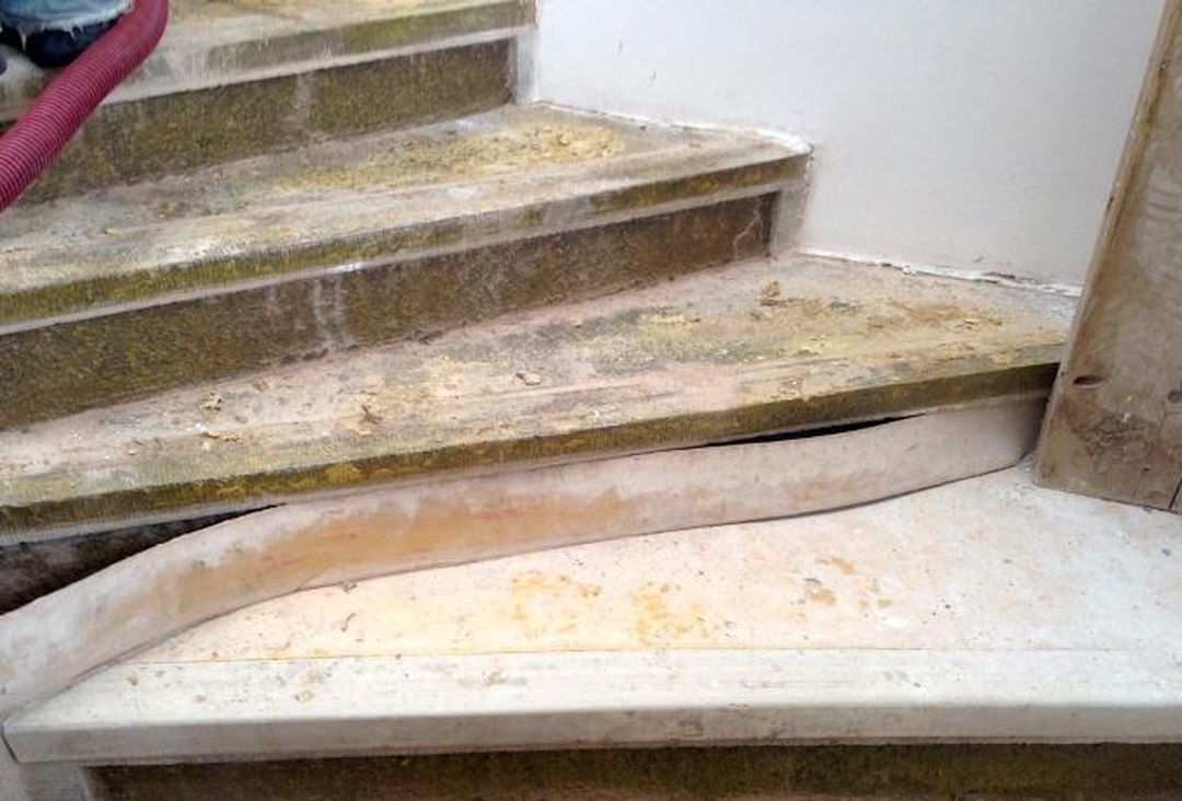 Renovace a čištění schodů