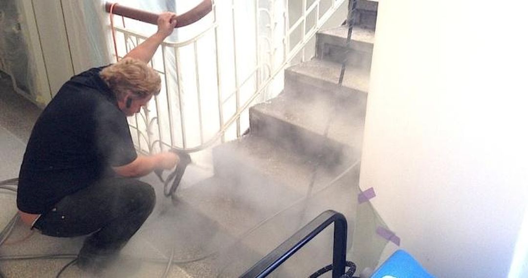 Renovace a čištění schodů