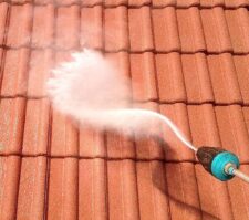 Renovace a čištění střech