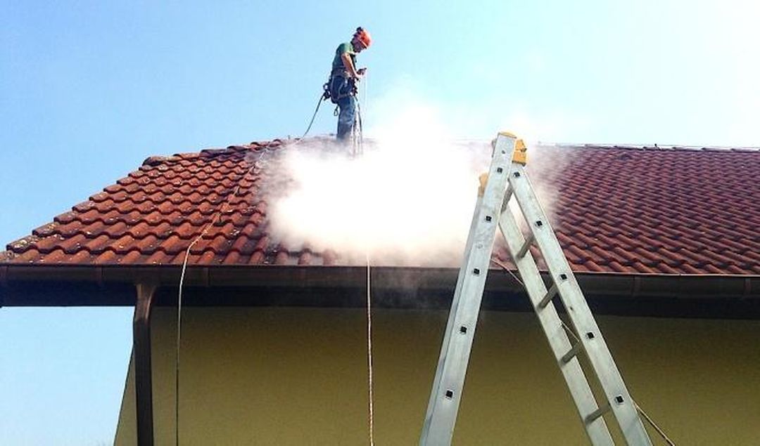 Renovace a čištění střech