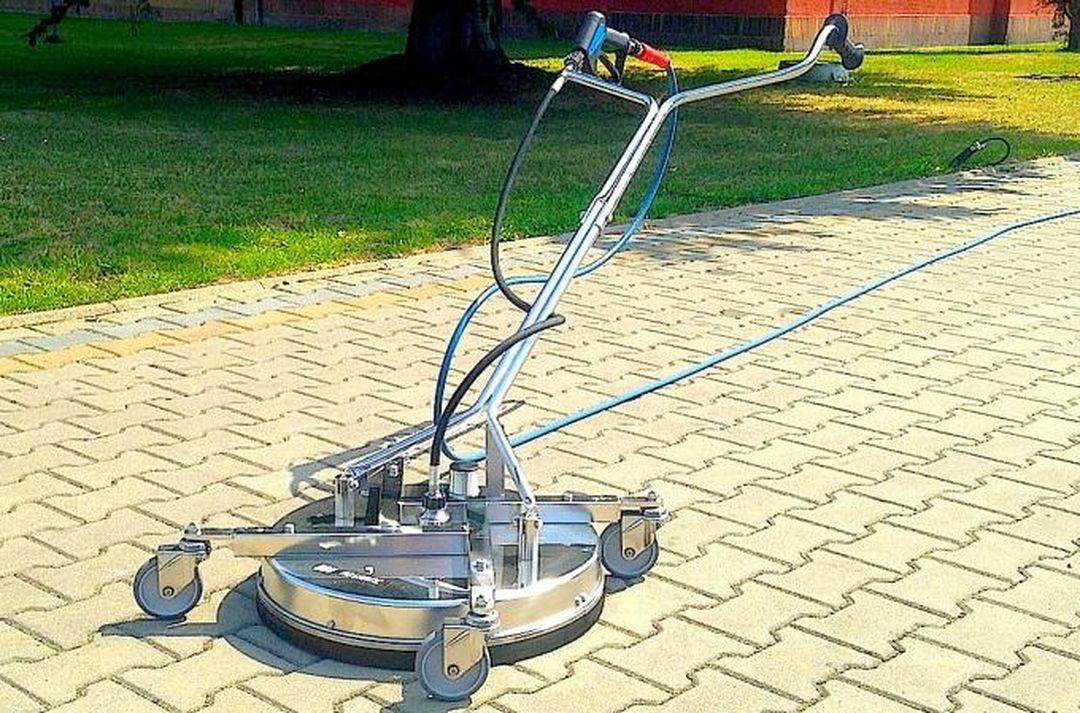 Renovace zámkových dlažeb